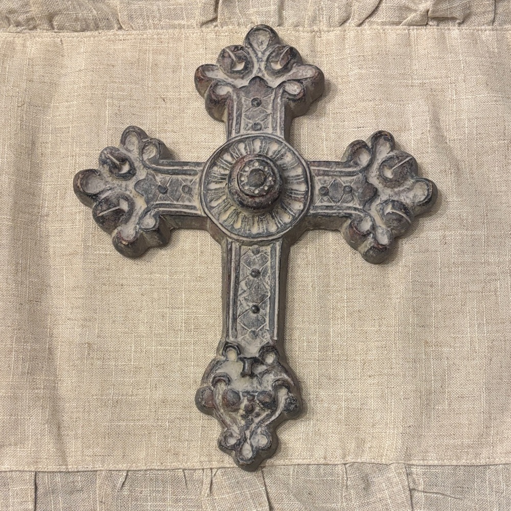 Ornate Gray Wall Cross Decor